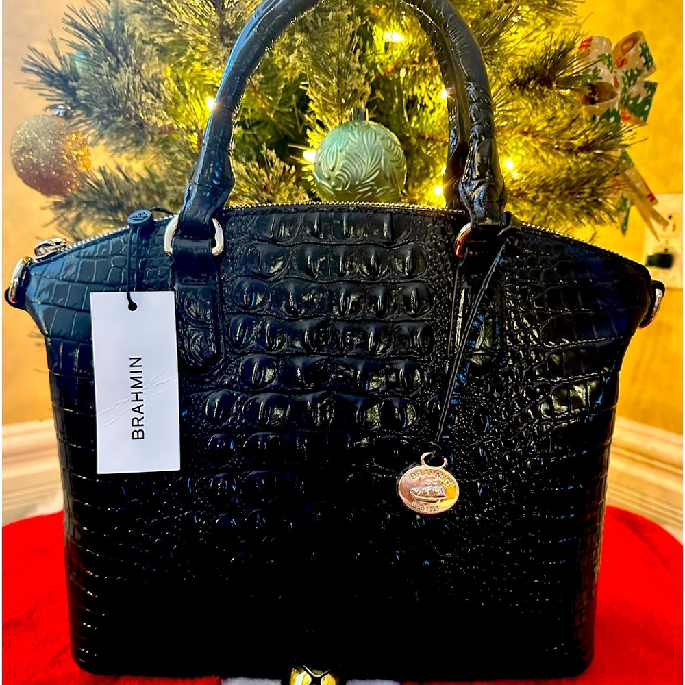 NWT!! Beautiful BRAHMIN satchel!!